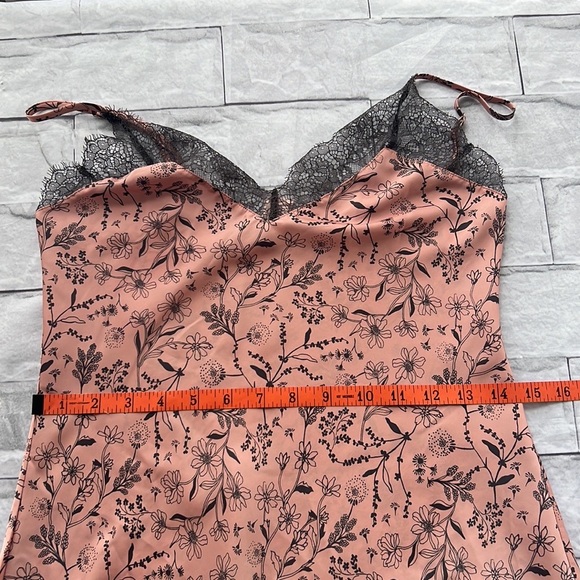 Victoria’s Secret sleepwear lace satin lingerie gown size XS - Picture 12 of 14